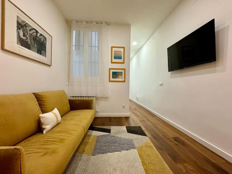 Appartement Cozy Beautiful Flat City Center à Madrid Extérieur photo